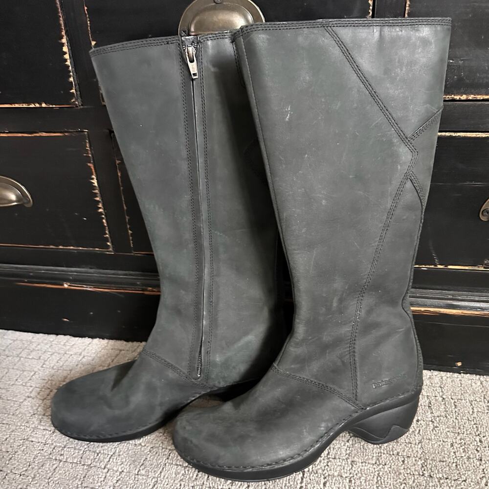 Patagonia Women’s 7 Thatcher Tall Winter Boots